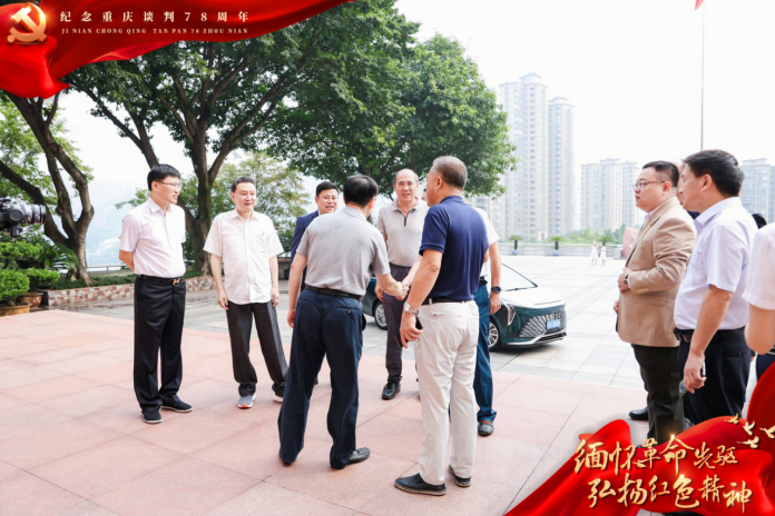富猫集团与周恩来、朱德、张云逸后人共同缅怀革命先驱